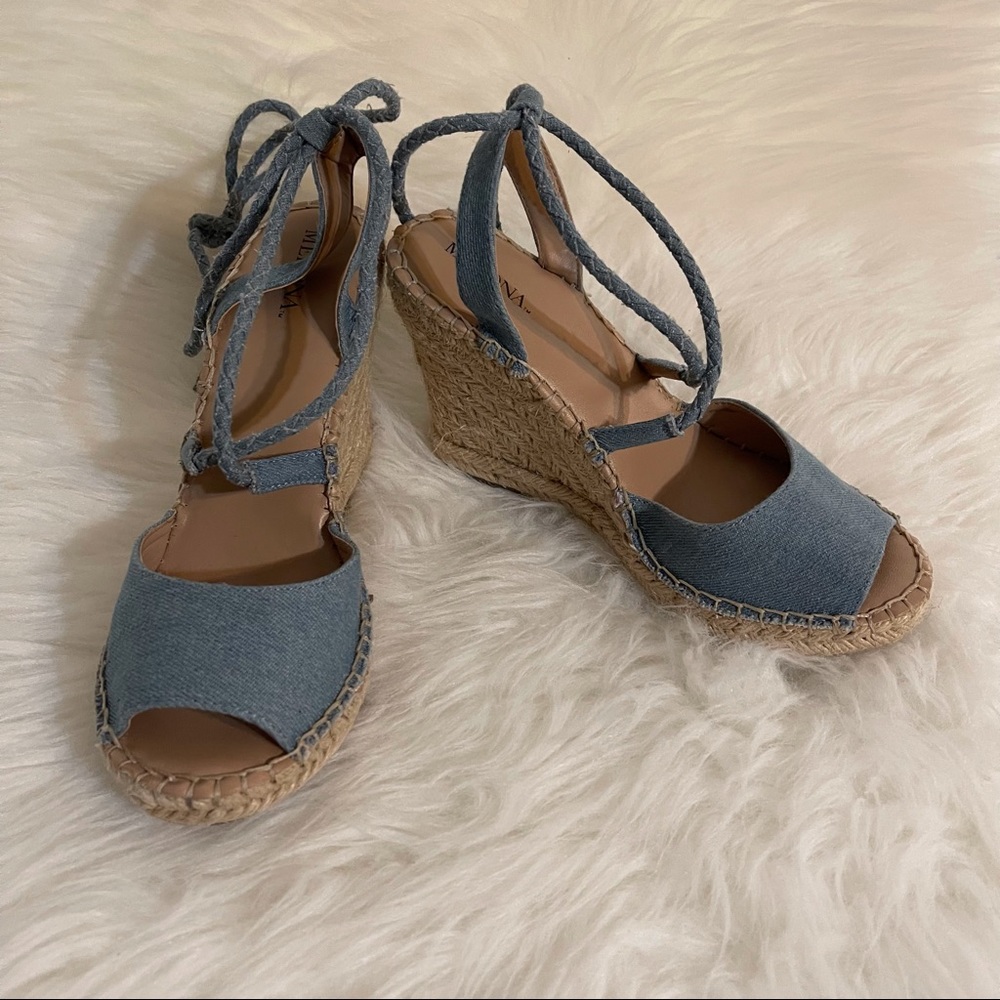 Tie up wedge sandals